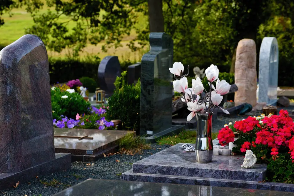 fleur-monument-funéraire-Landes